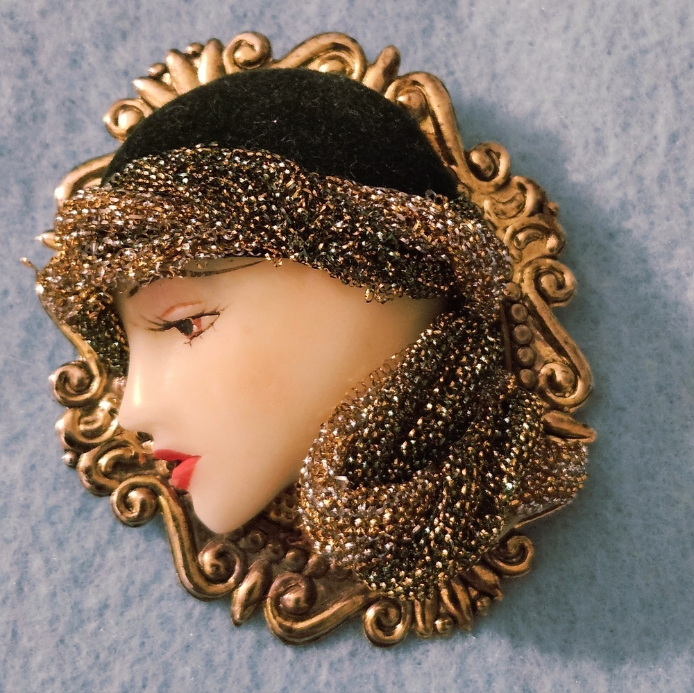 VTG Art Deco Lady Face Brooch Glamorous Flapper Profile Pin 2.25"X 2"